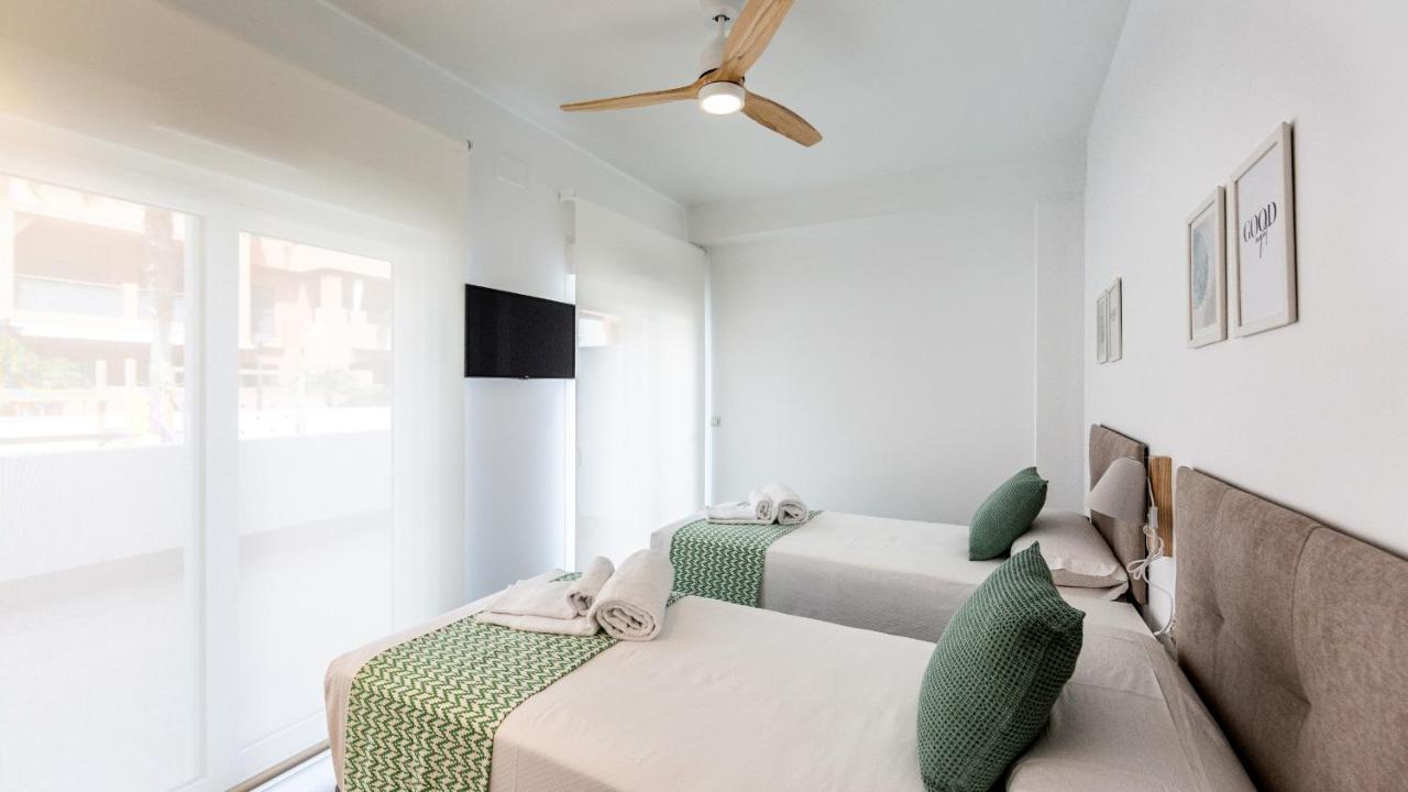Homity Holidays - Playa Granada - Marina Golf Motril Luaran gambar